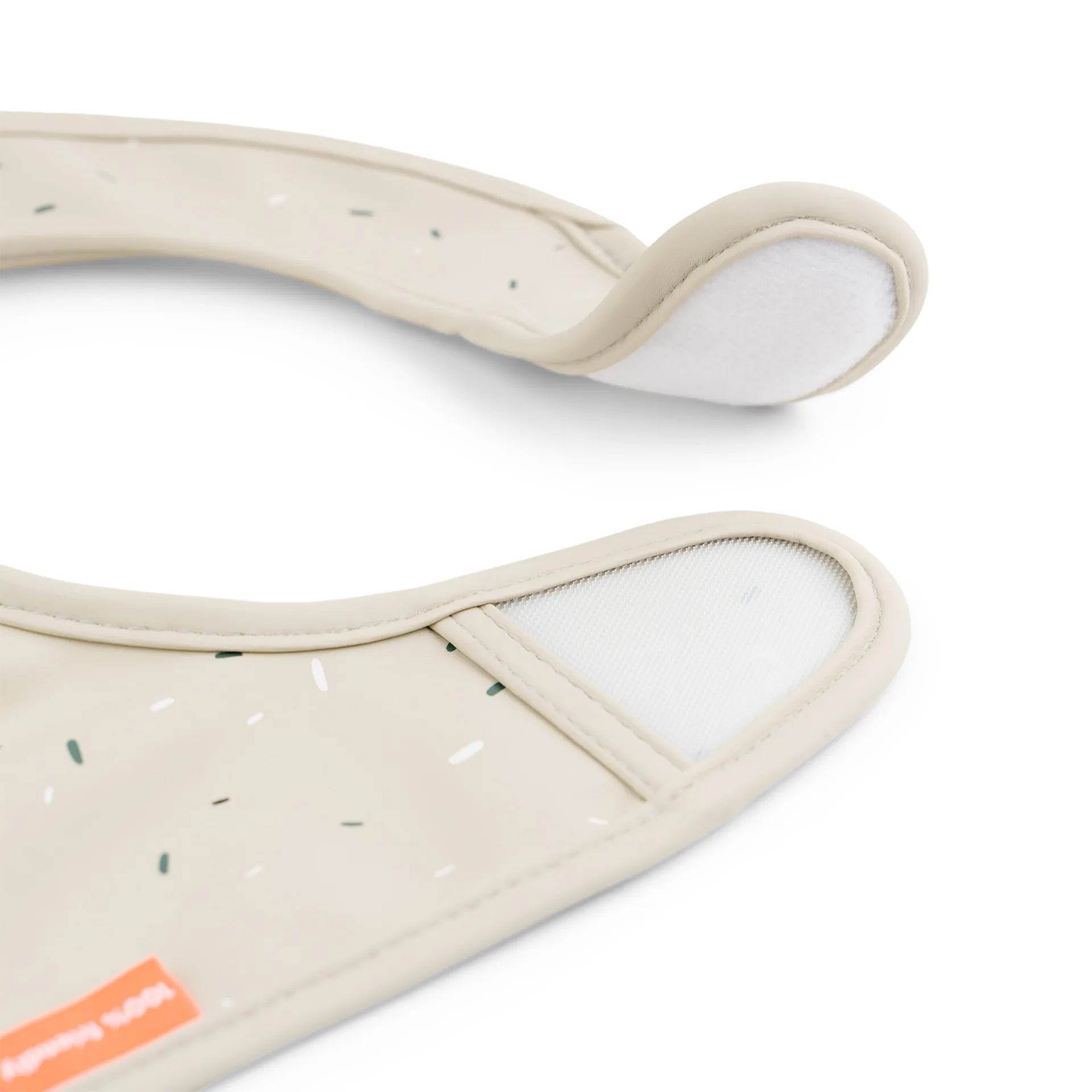 Śliniak Lalee z rzepem 2-pak, Sand Done by deer