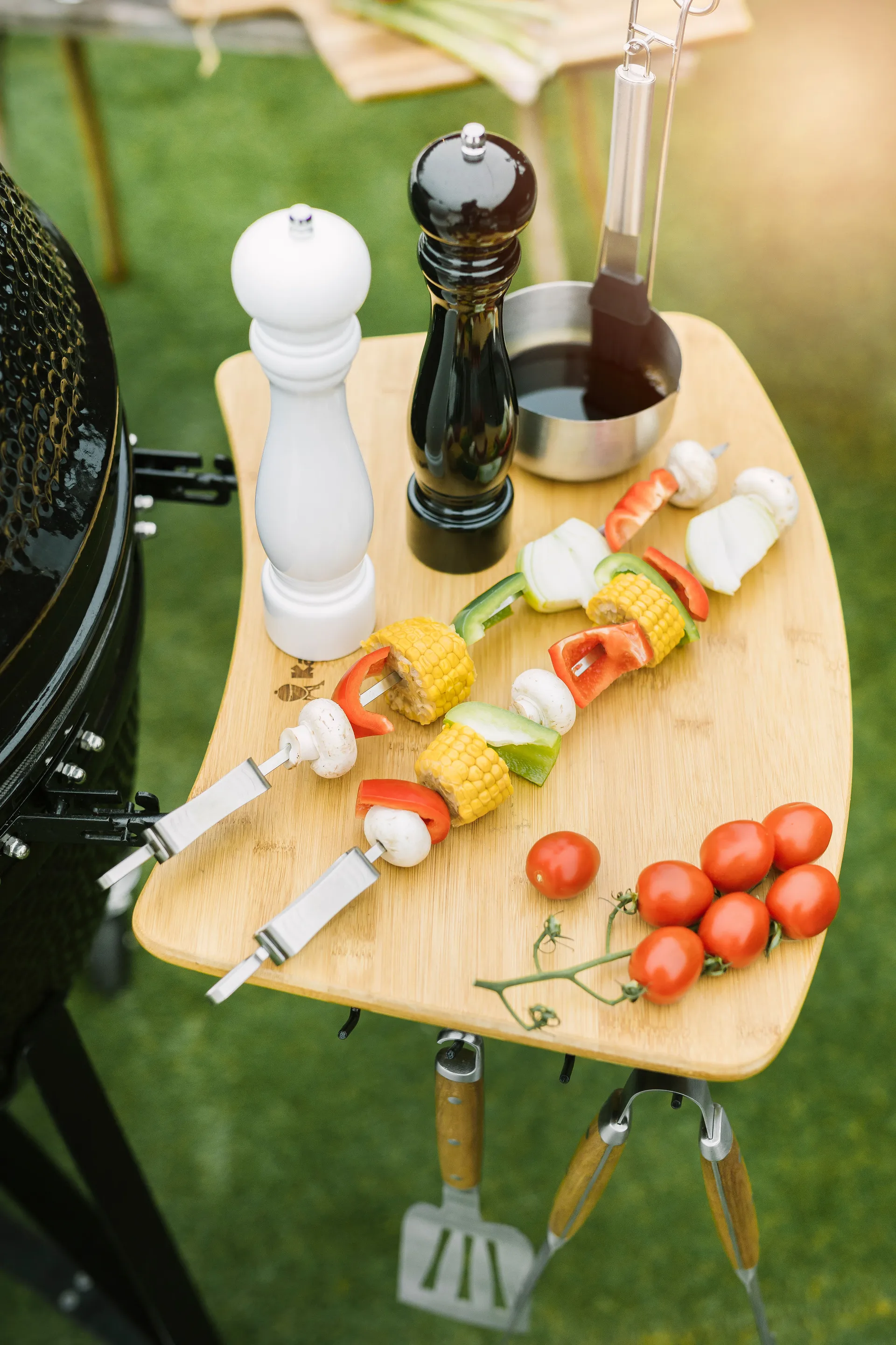 Karou młynek do pieprzu i soli wysoki połysk 27 cm, Biały Dorre