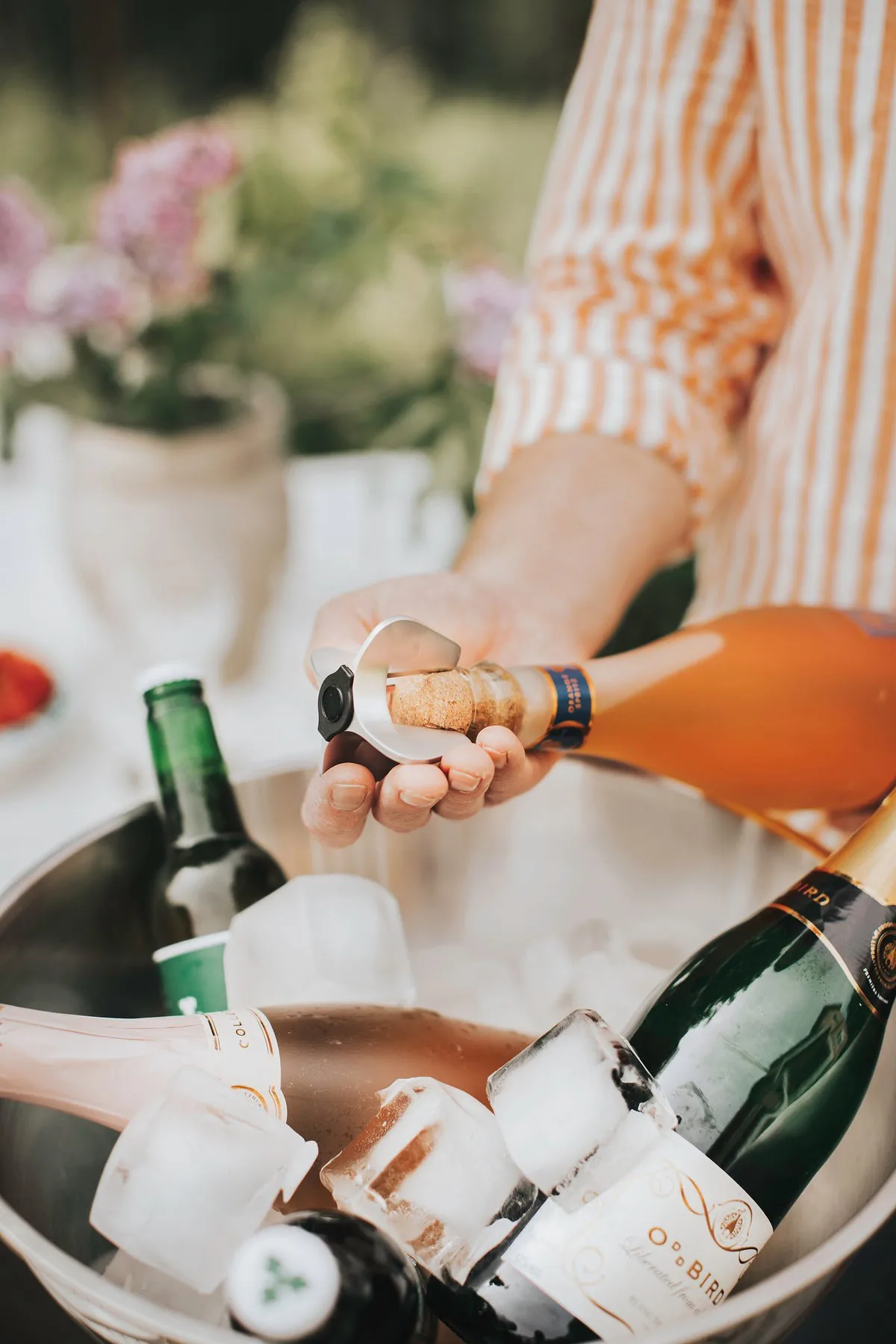 Otwieracz do szampana Celia, Srebrny Dorre