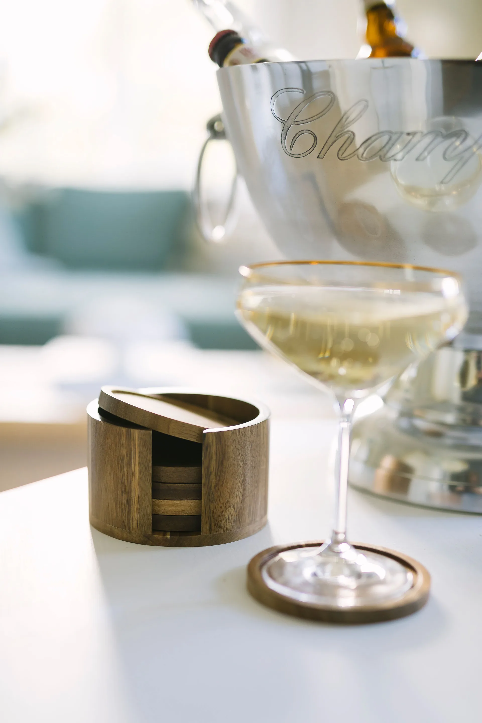 Podstawki na szklanki Gota Ø10 cm 6-pak, Akacia Dorre