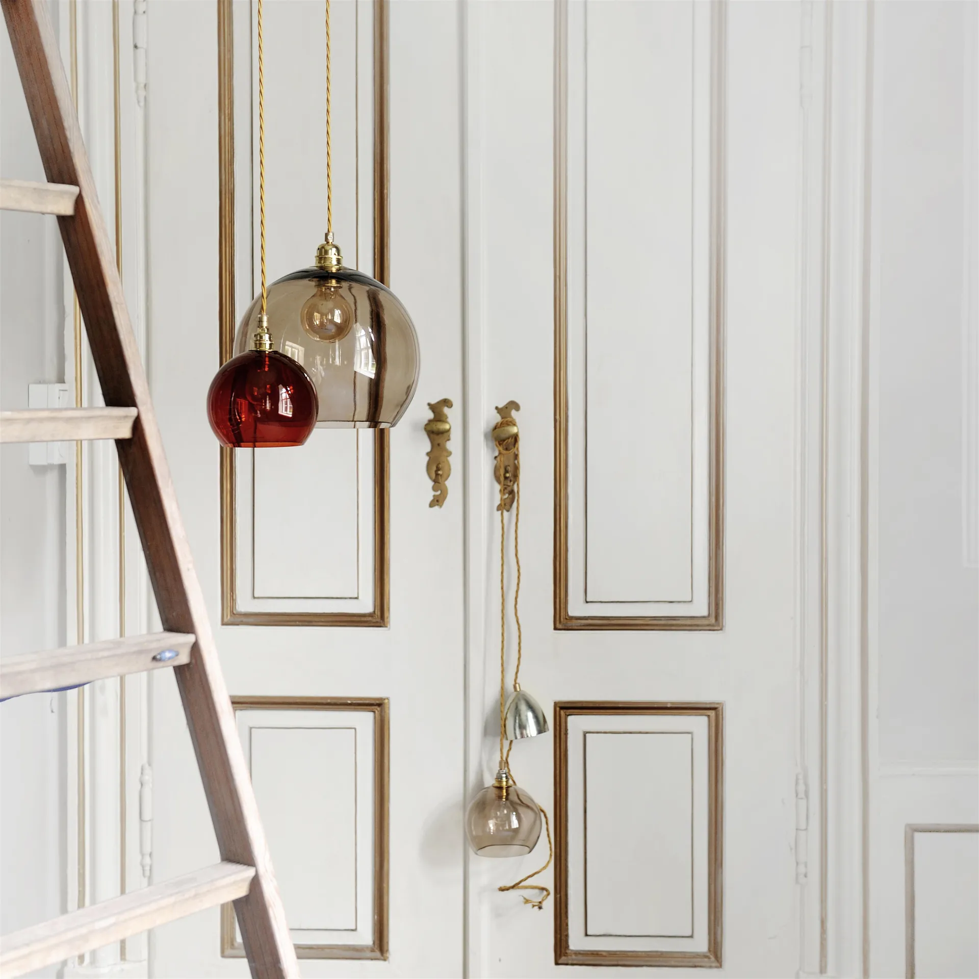 Lampa sufitowa Rowan M, Ø 22 cm, chestnut brown EBB & FLOW