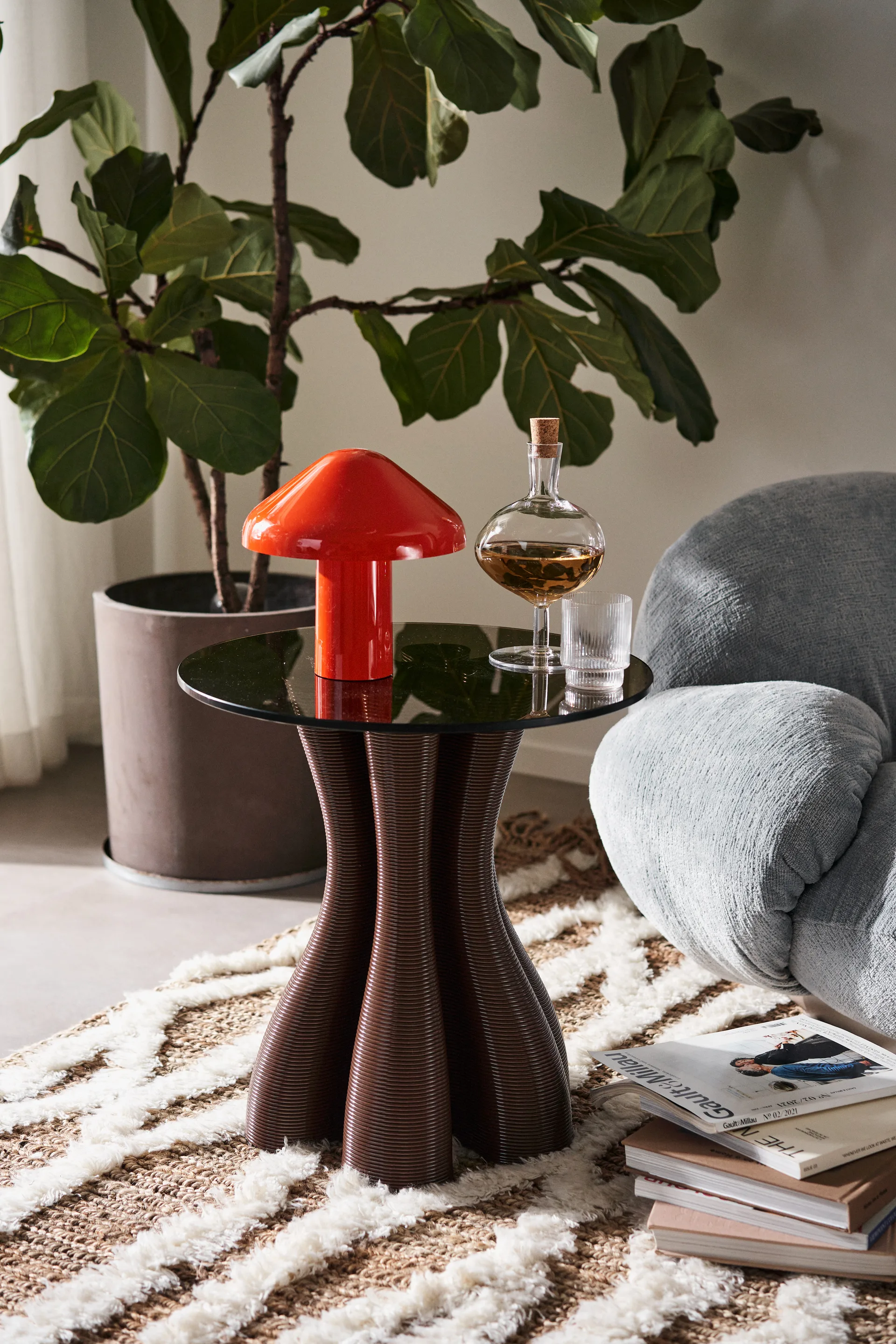 Stolik boczny Anemone Ø50 cm, Chocolate Ekbacken Studios