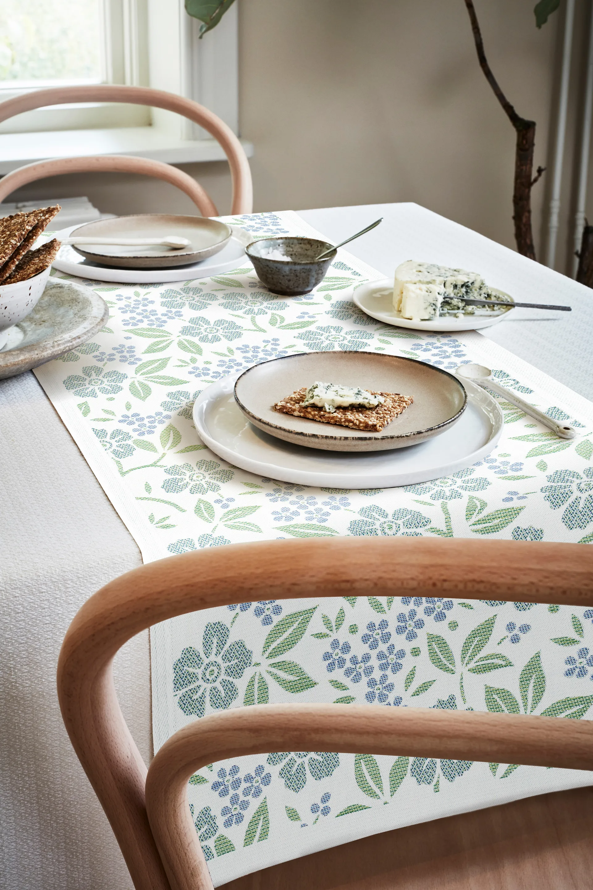 Bieżnik z motywem niezapominajki, 35x120 cm Ekelund Linneväveri