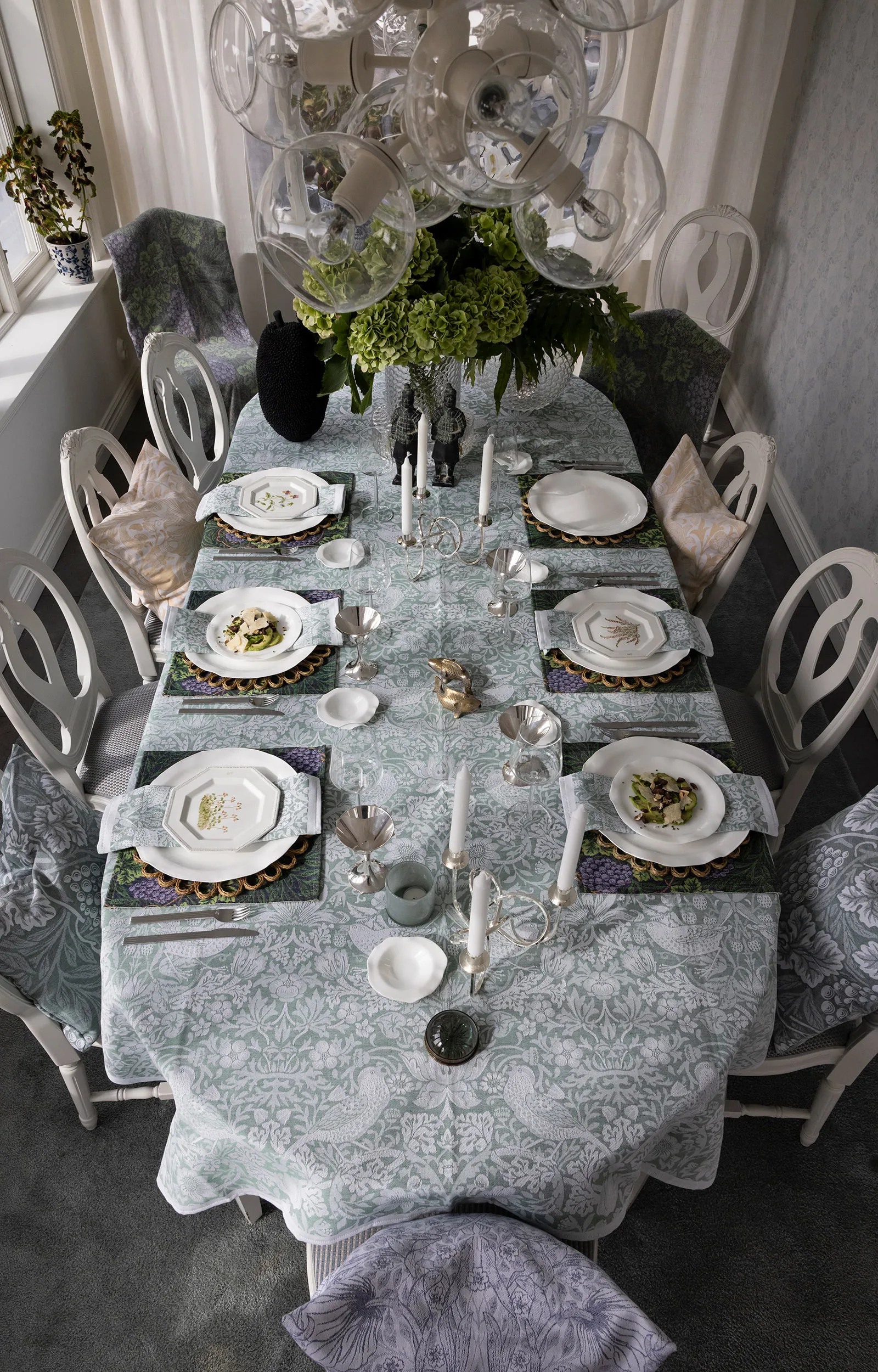 Obras Strawberry Thief 150x250 cm, Zielony Ekelund Linneväveri