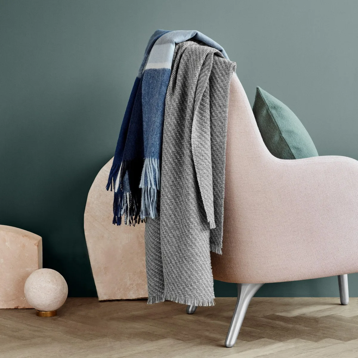 Pled Manhattan, stalowy błękit-pyłowy ocean Elvang Denmark