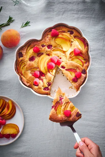 Emile Henry Madeleine forma serca - Cream - Emile Henry