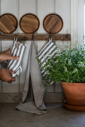 Drewniana tacka Ernst - Akacja, Ø16,5 cm - ERNST