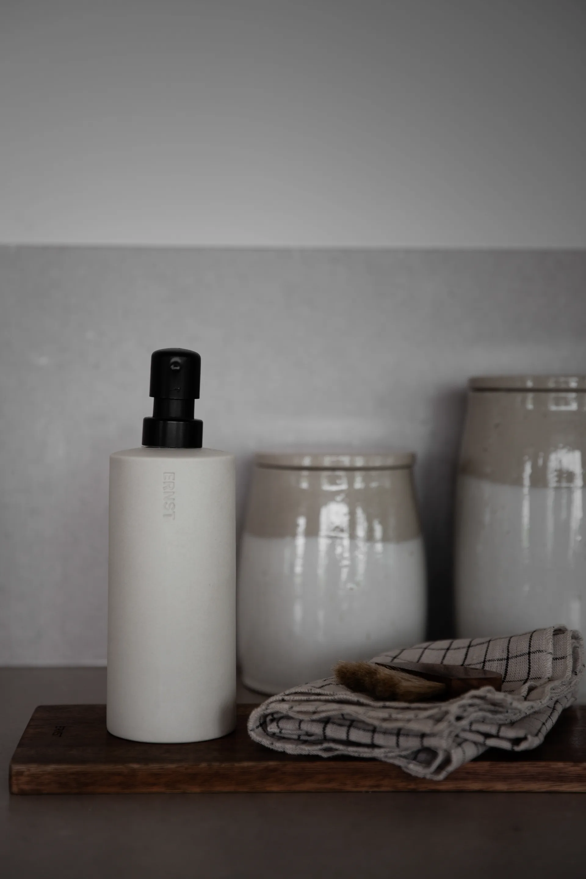Ernst dozownik do mydła 500 ml, Naturalny biały ERNST