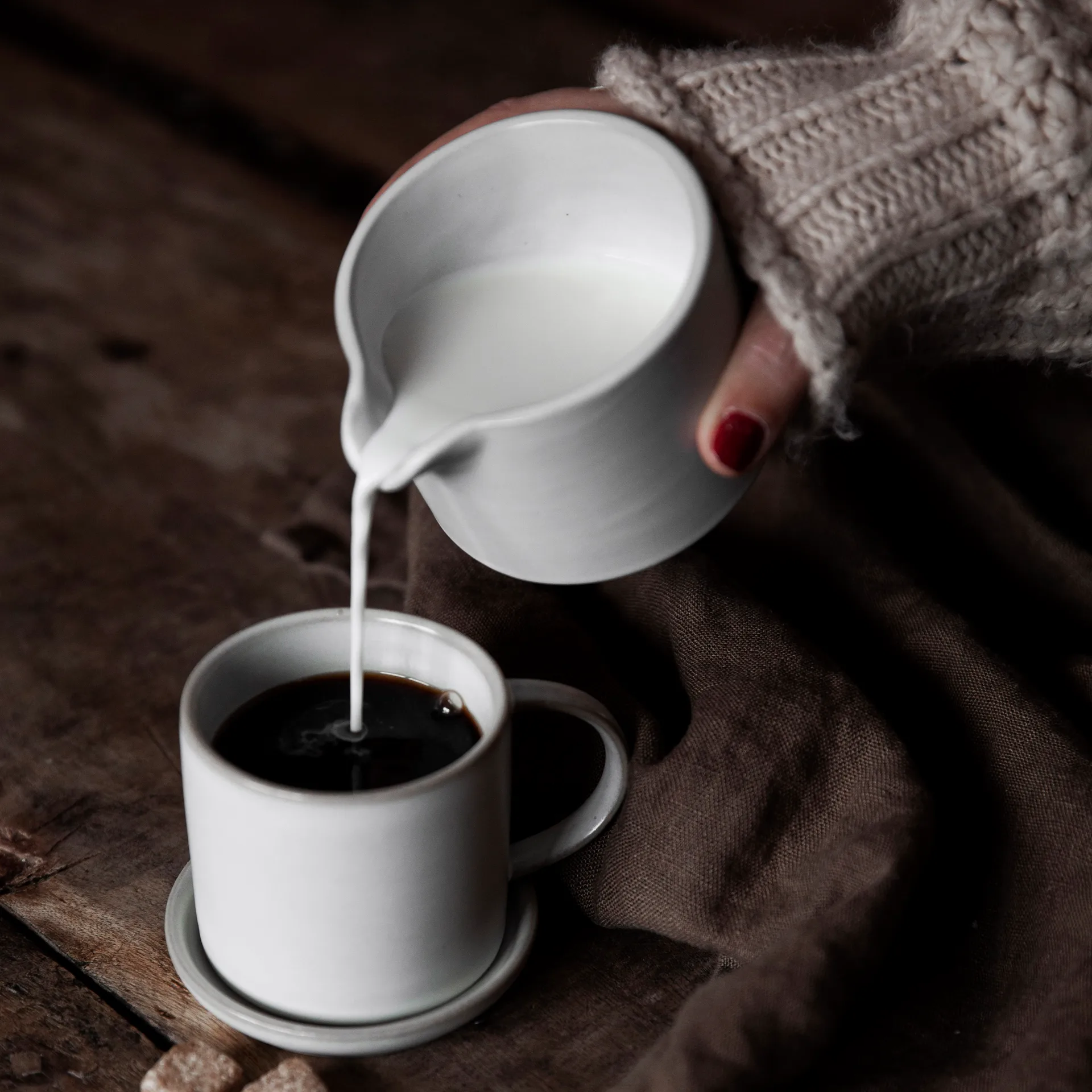 Ernst dzbanek do mleka 7 cm, Białe kropki ERNST