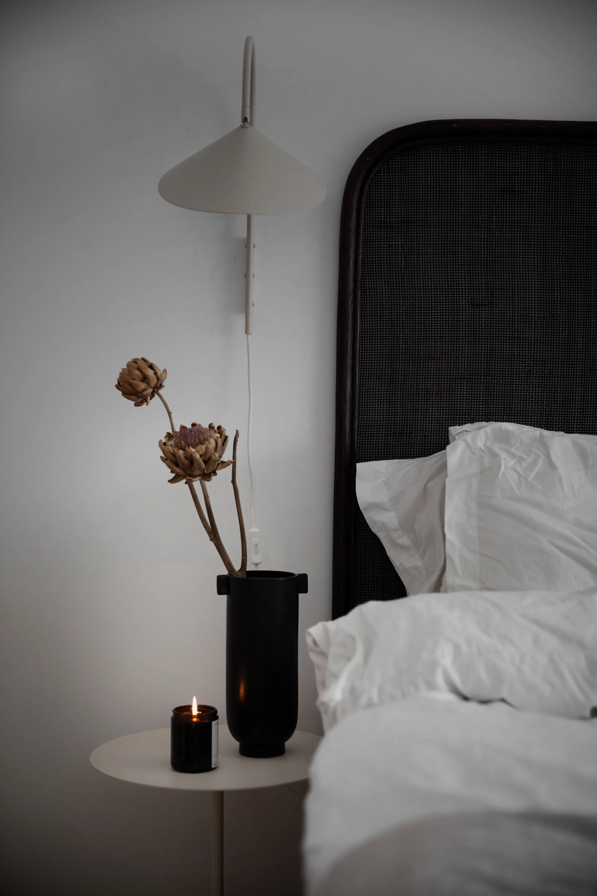 Ernst wazon z uchem 21 cm, Czarny ERNST