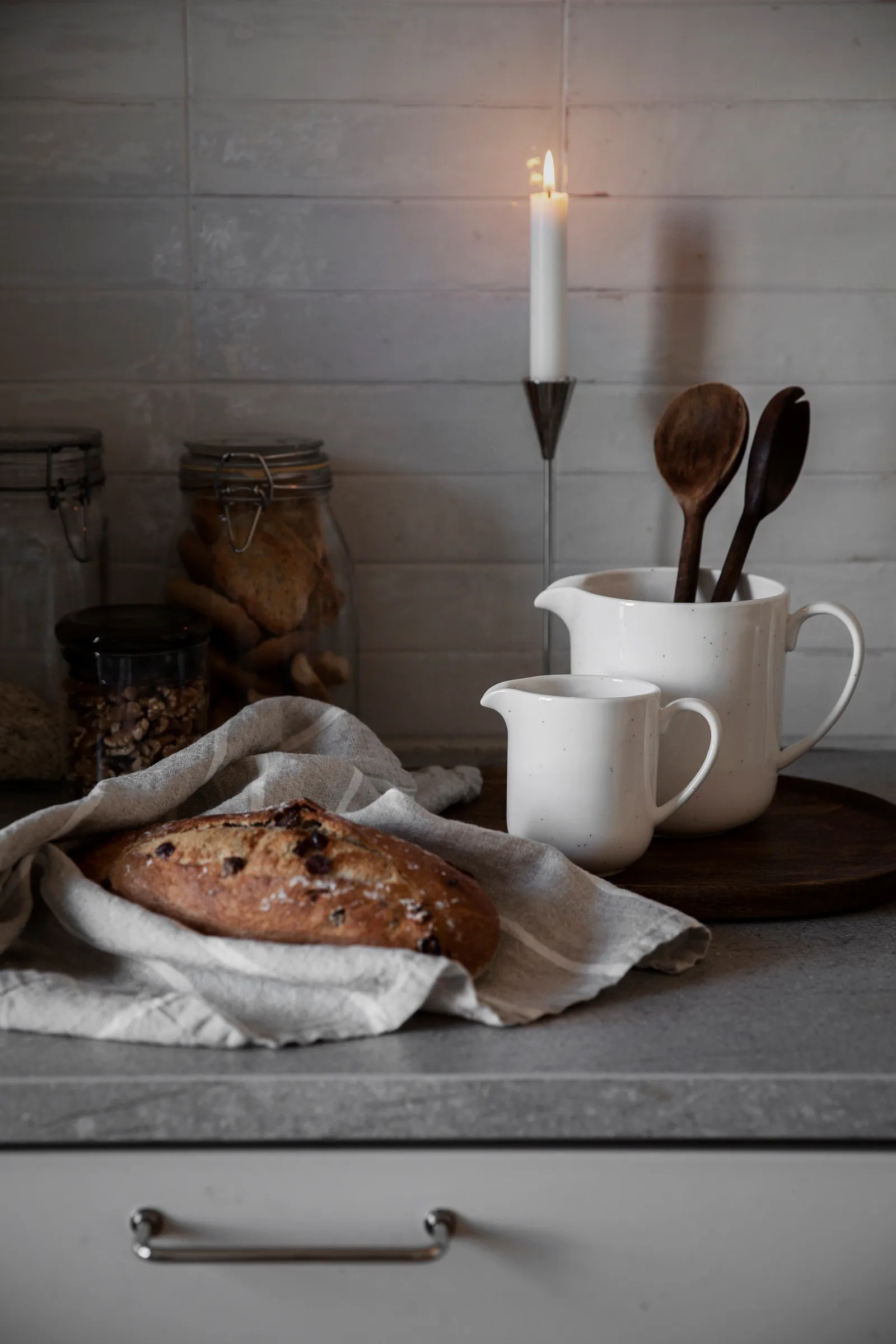 Karafka na mleko z uchem Ernst 300 ml, Wanilia ERNST