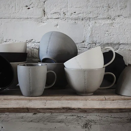 Kubek z cytatem ERNST, Jasnoszary ERNST