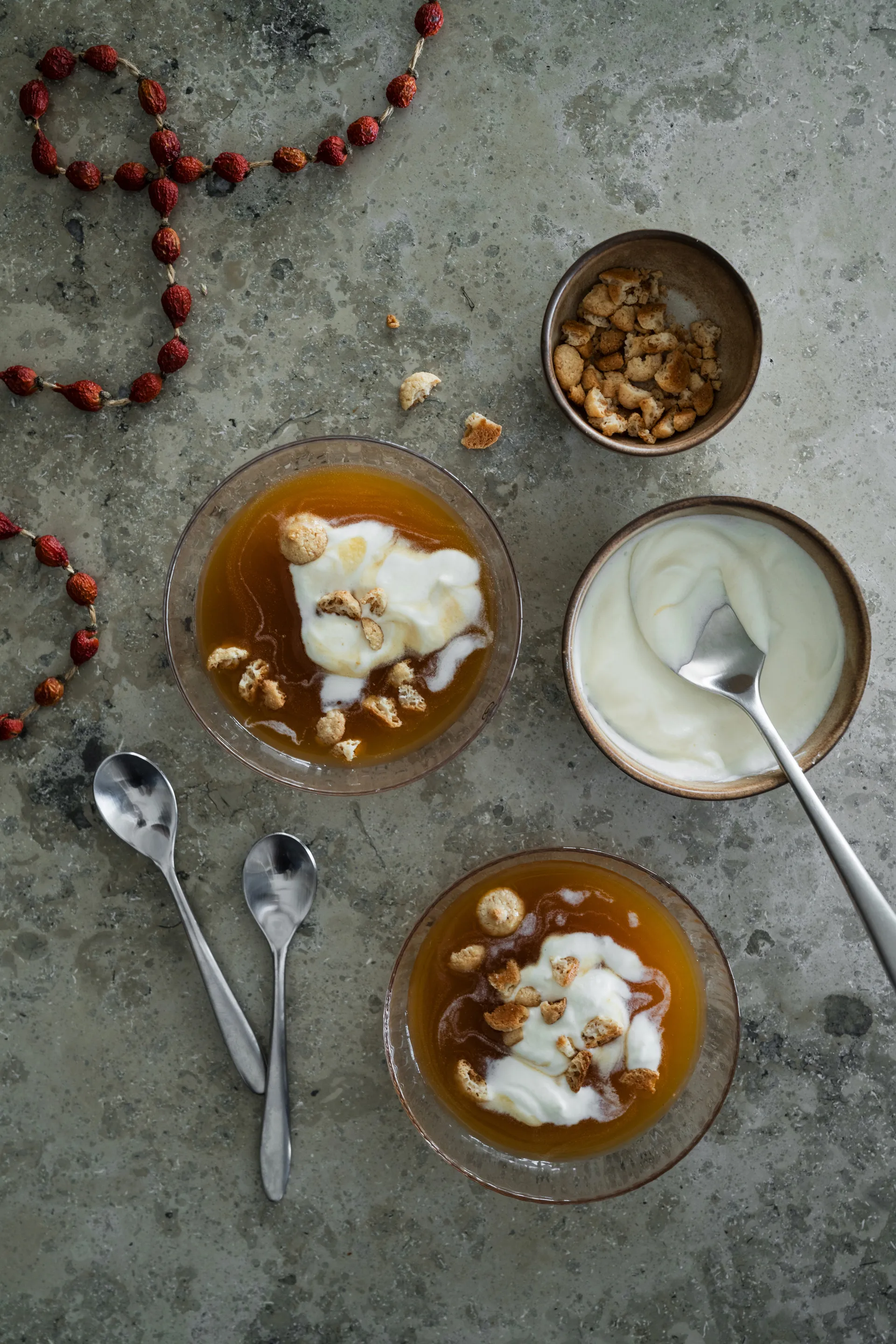 Miska szklana ryflowana Ernst Ø13 cm, Przezroczysty ERNST