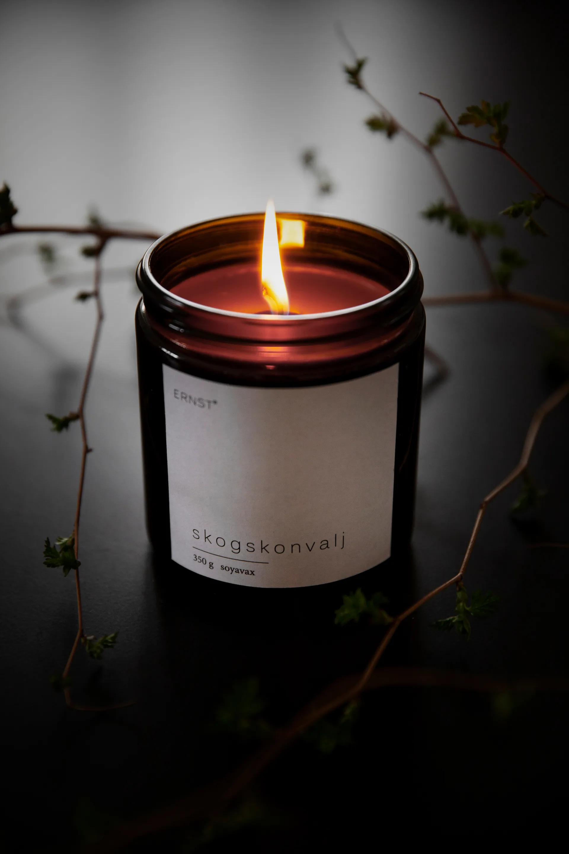 Świeczka zapachowa z pokrywką Ernst Ø7,2 cm, Koniczyna leśna (Convolvulus) ERNST