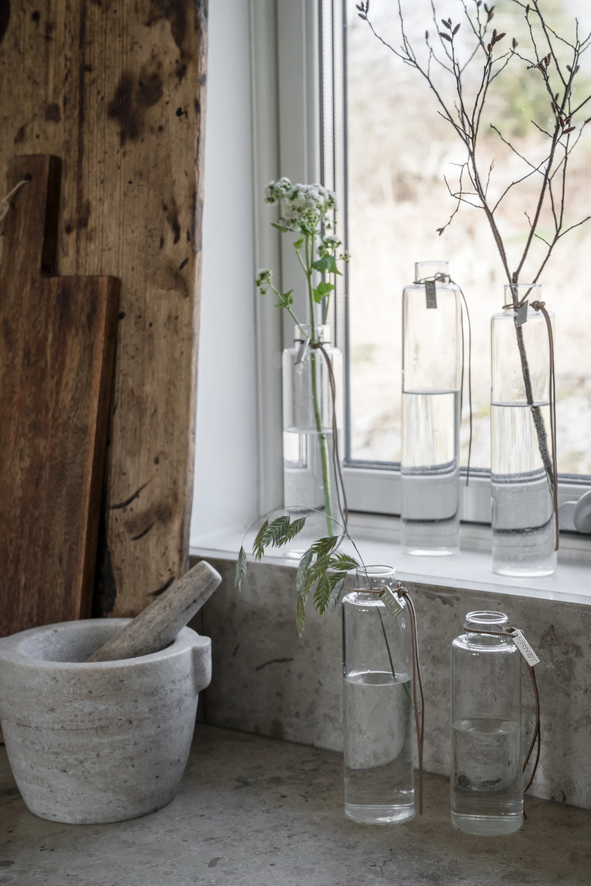 Wazon szklany Ernst Ø5 cm, W 15 cm ERNST