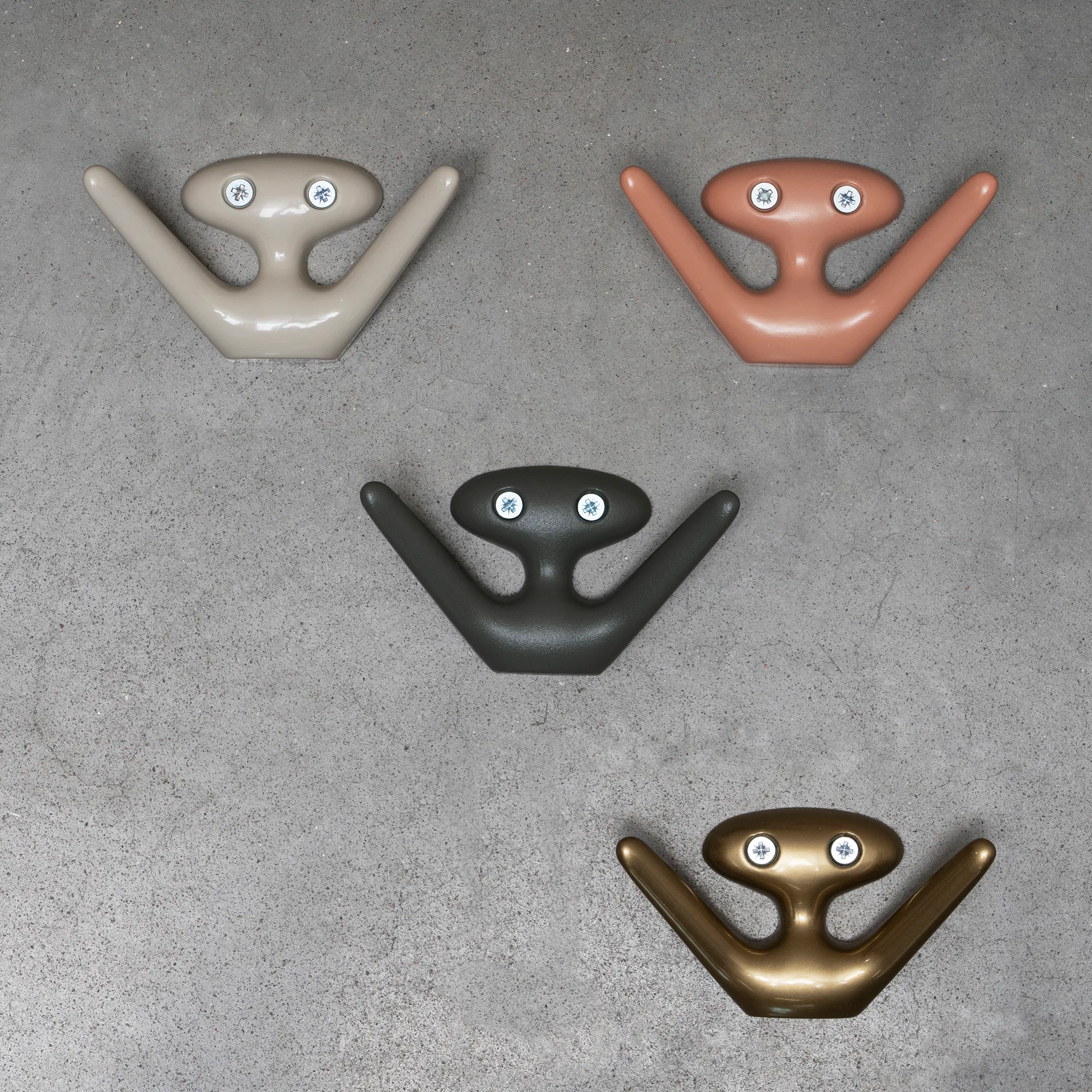 Mama hak, Beżowo-szary Essem Design