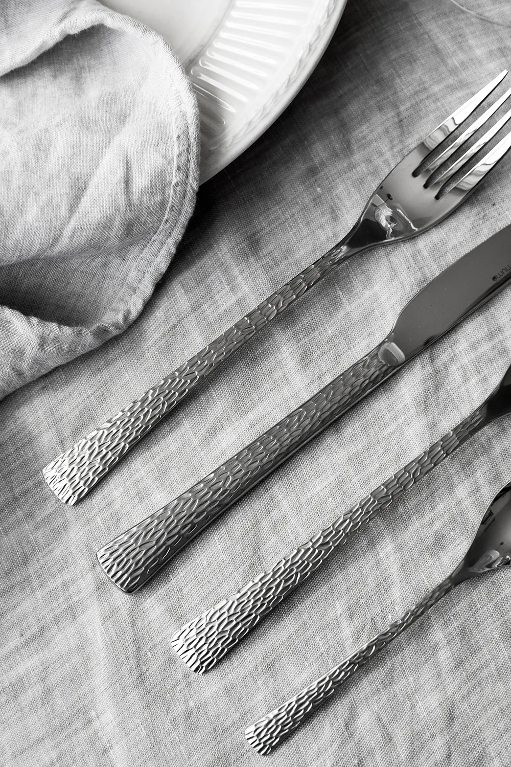 Zestaw sztućców Eternum Artesia 24 części, Stal nierdzewna Eternum