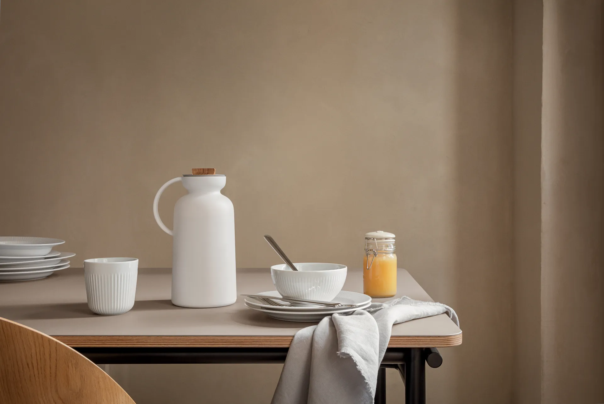 Czajnik Silhoutte 1 L, Biały Eva Solo