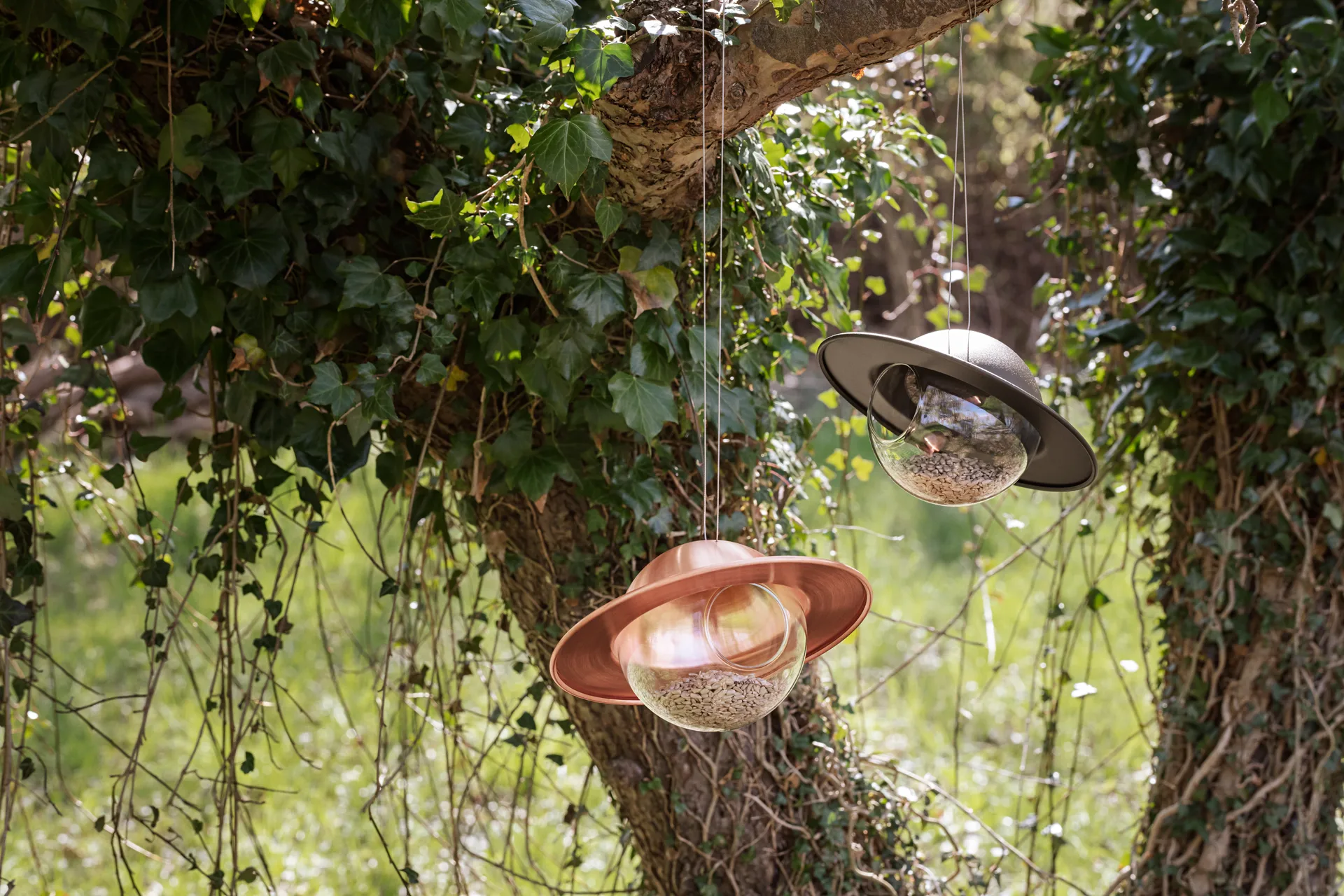 Karmnik dla ptaków Eva Solo Saturn Ø24 cm, Black Eva Solo