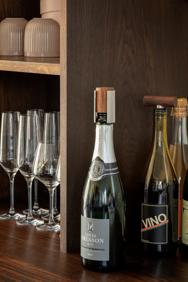 Korek do wina Liquid Lounge, Walnut Eva Solo