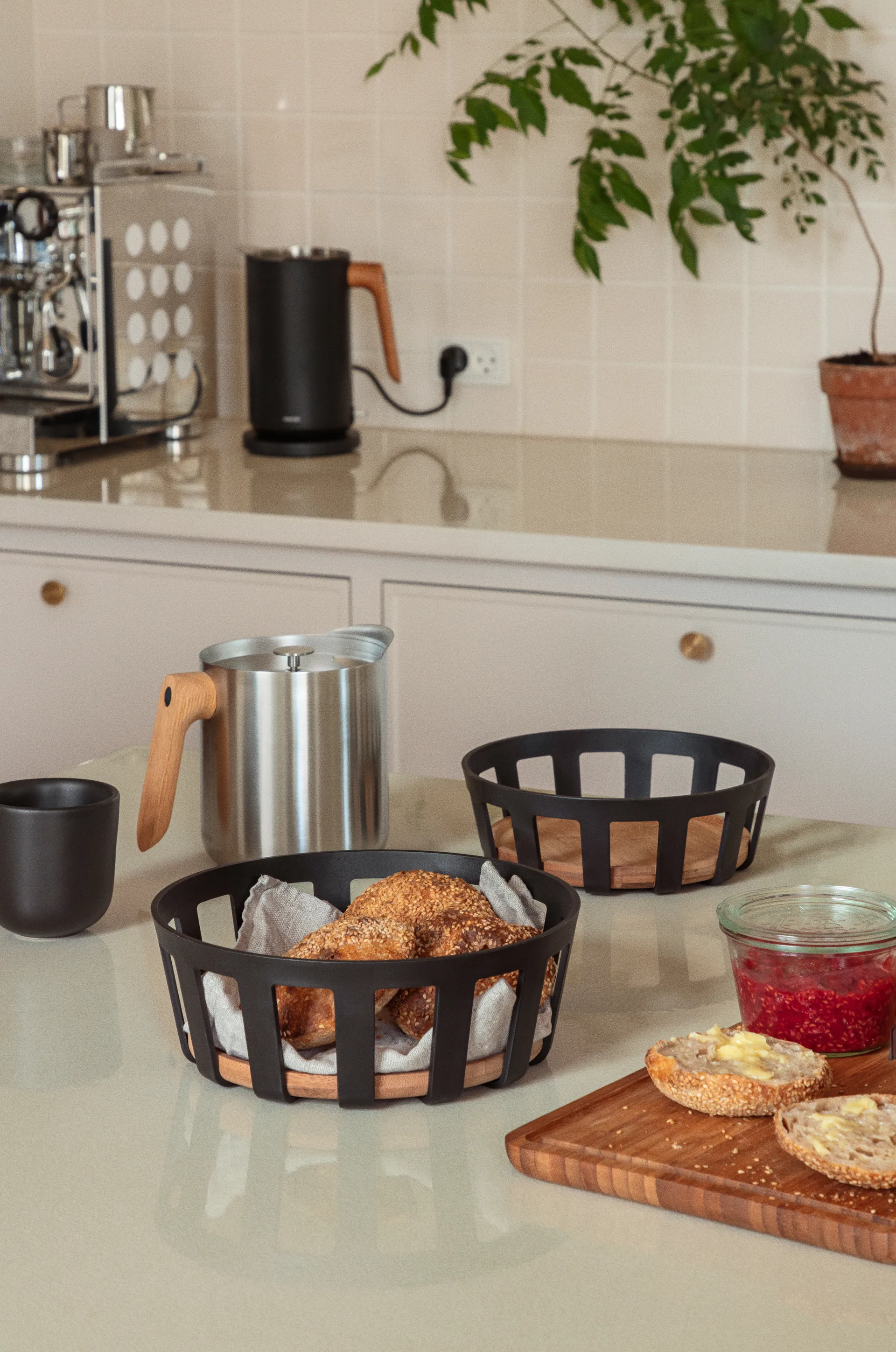 Koszyk na chleb Nordic Kitchen, Black, large, Ø24,5 cm Eva Solo