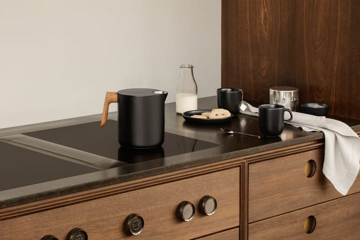 Nordic kitchen czajnik na indukcję 1 L, Czarny Eva Solo
