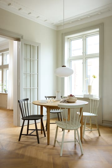 Krzesło J46 - Beech bottle green painted - FDB Møbler