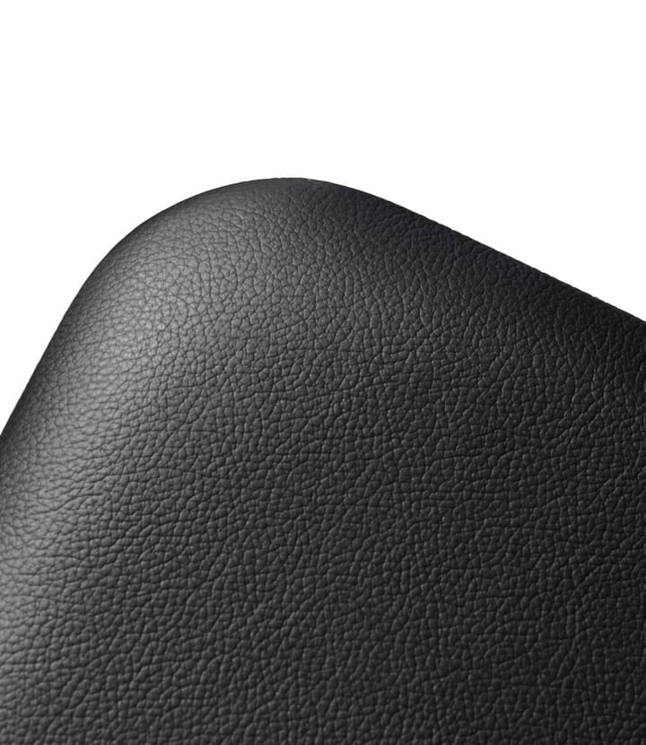 Krzesło J48, Oak nature lacquered-black leather FDB Møbler