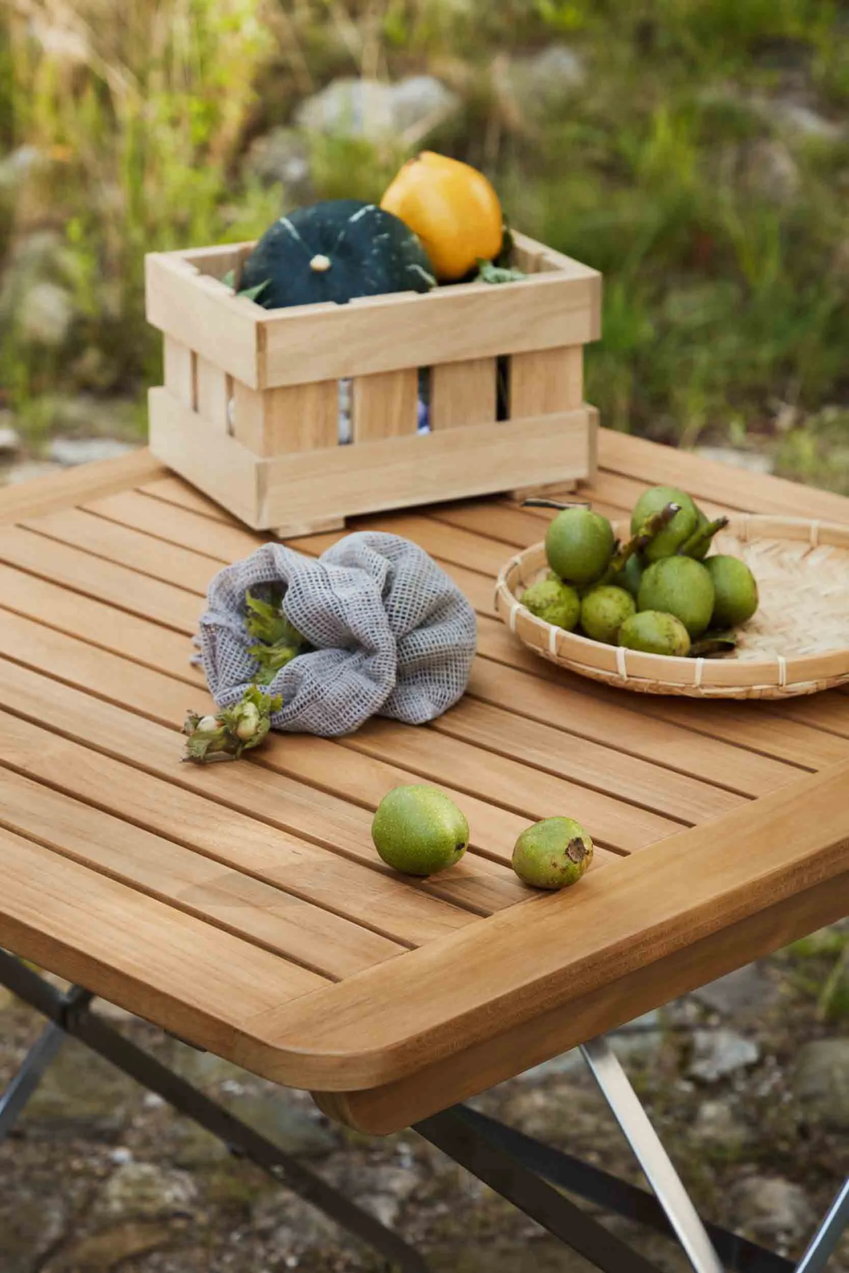 M26 Lilleø stół ogrodowy, Teak-nierdzewna stal FDB Møbler