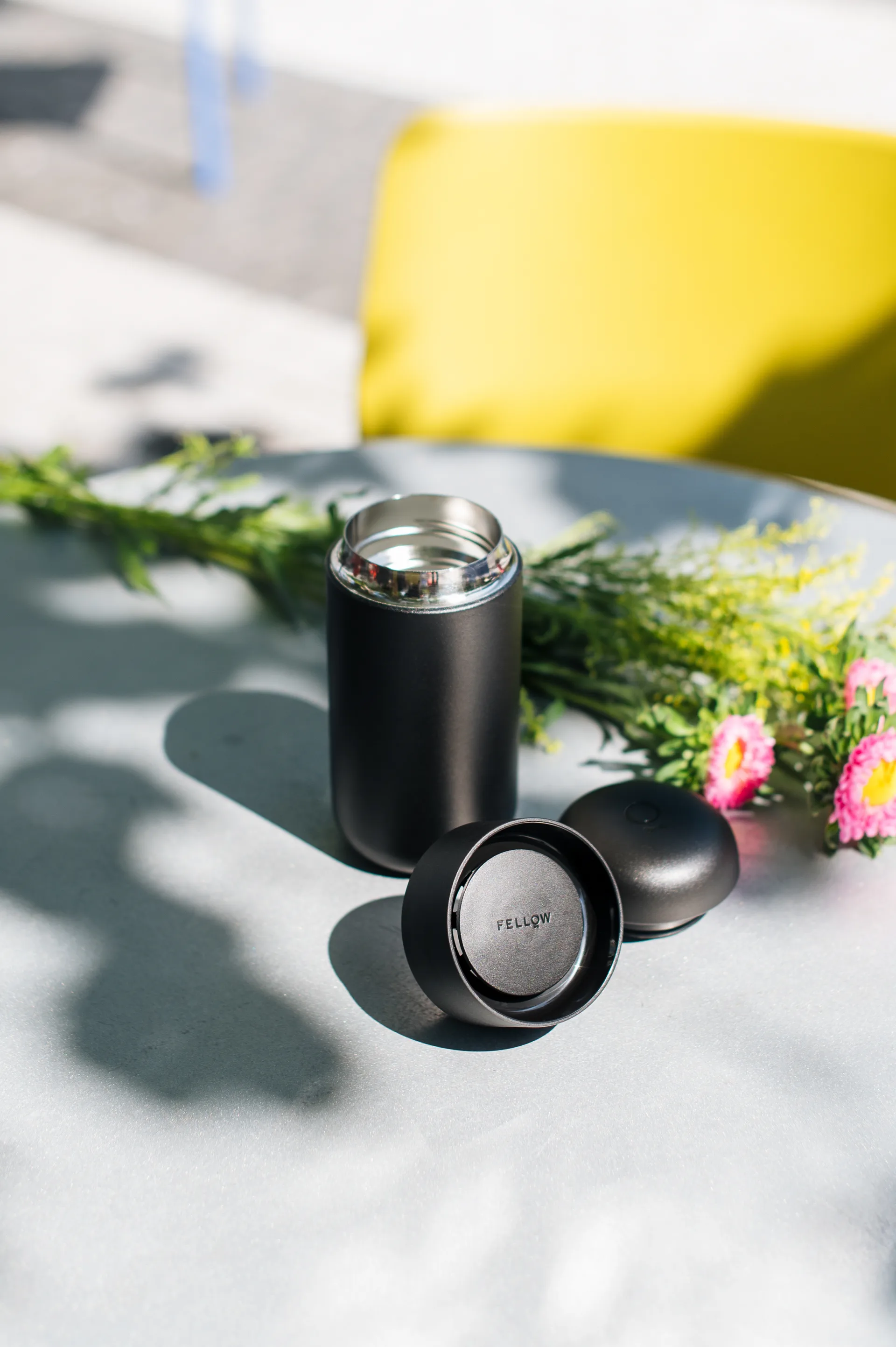 Carter kubek termiczny ze stänkskydd 350 ml, Matte black Fellow