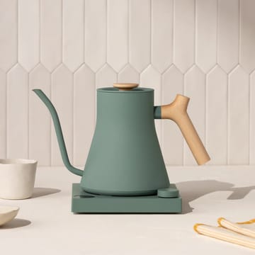 Czajnik elektryczny Stagg EKG Pro 0.9 L - Smoke green-maple - Fellow