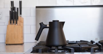 Czajnik na płytę Raven 1 L - Matte black - Fellow