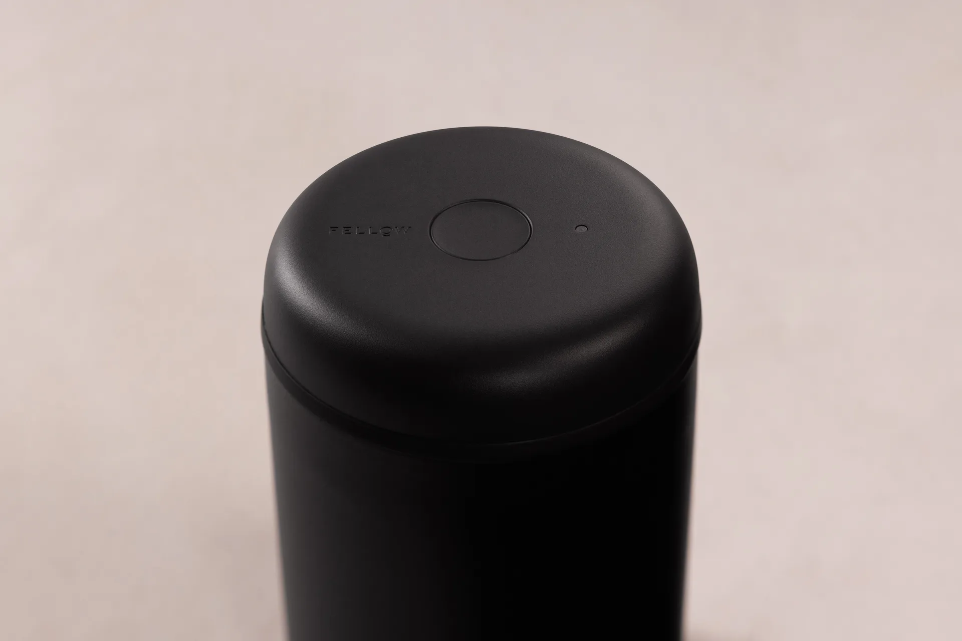 Elektryczny pojemnik próżniowy Atmos 1,2 l, Matte black Fellow