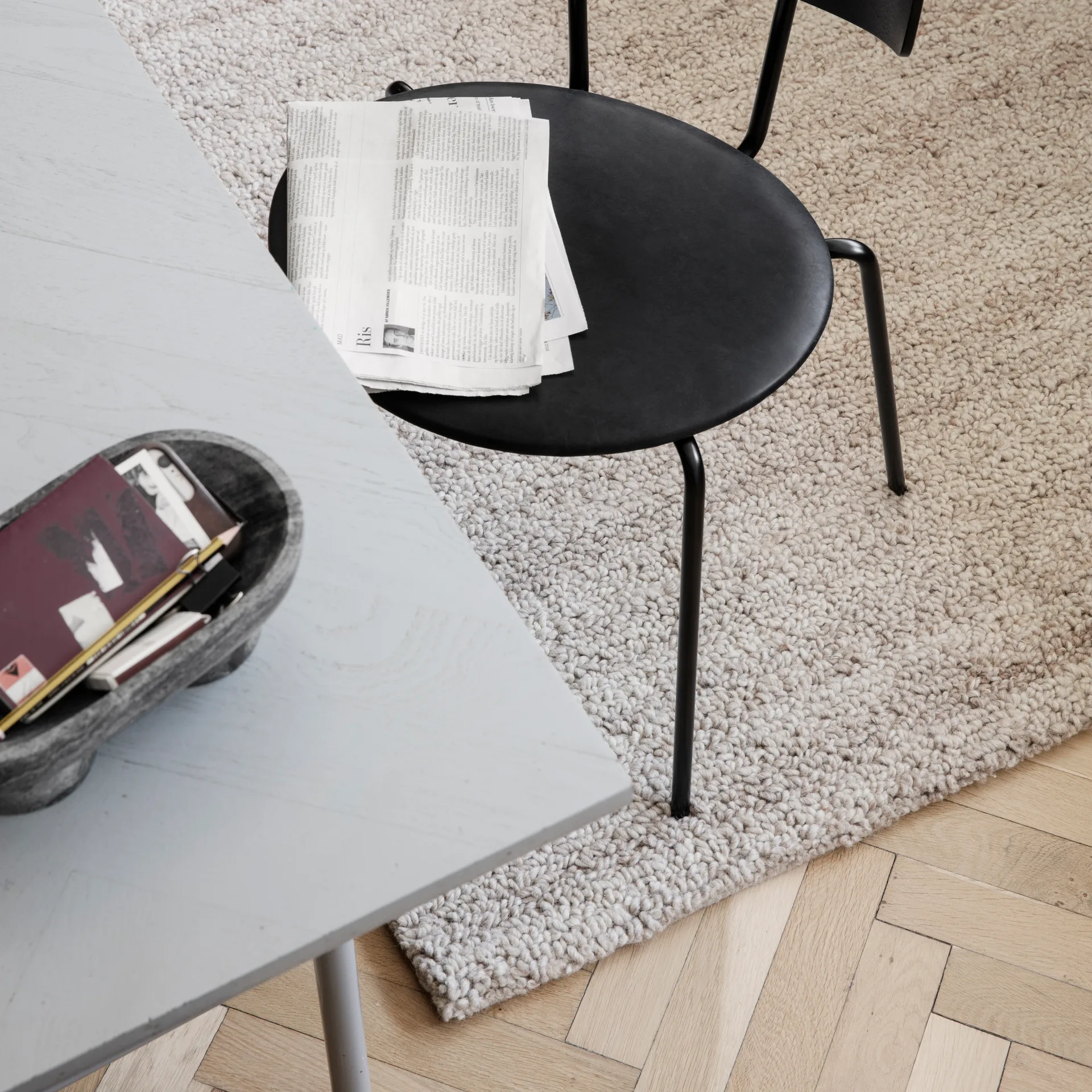 Alza marmurowa miska, black Ferm Living