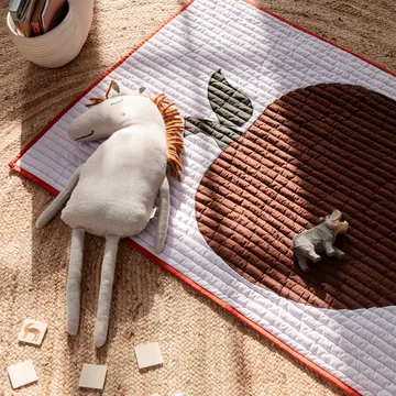 Apple koc 80x110 cm - Fiolet-red - Ferm Living