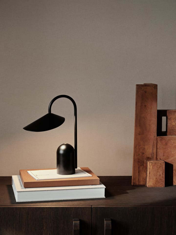 Arum lampa przenośna - Black - ferm LIVING