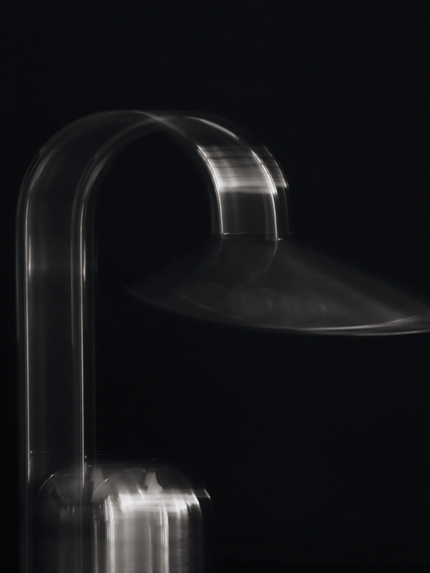 Arum lampa przenośna, Stainless steel Ferm Living