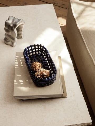 Ceramic koszyk pleciony, owal 15x30 cm - Niebieski - Ferm Living