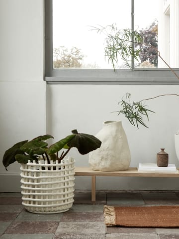 Ceramic pleciony kosz Ø35 cm - Off white - Ferm Living