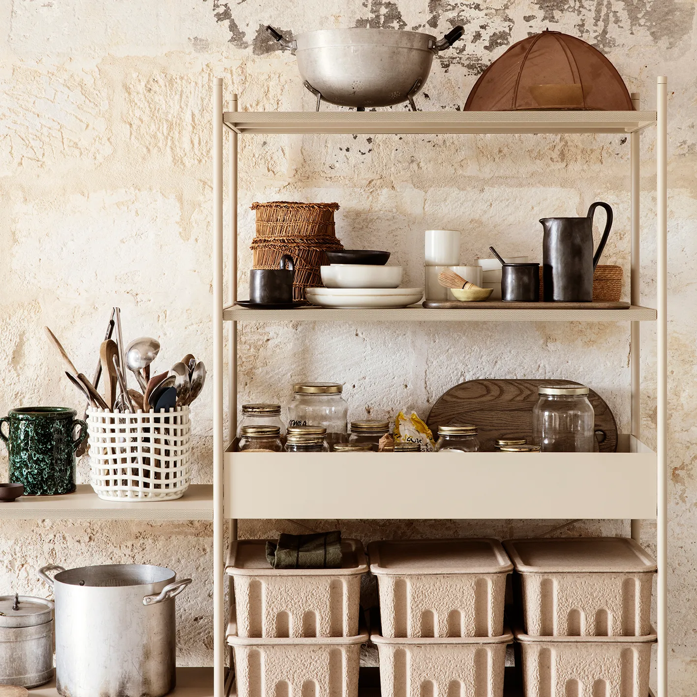 Ceramic pleciony koszyk Ø23.5 cm, off white Ferm Living