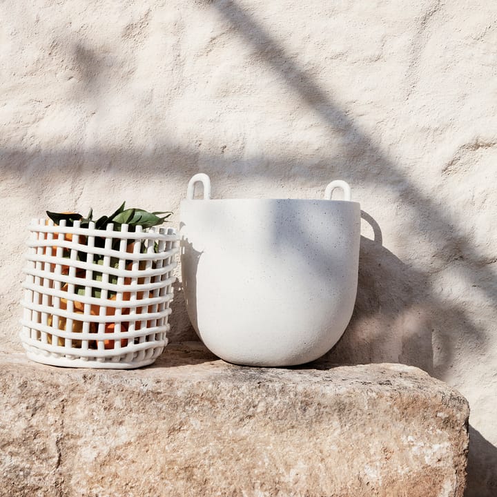Ceramic pleciony koszyk Ø23.5 cm, off white Ferm Living