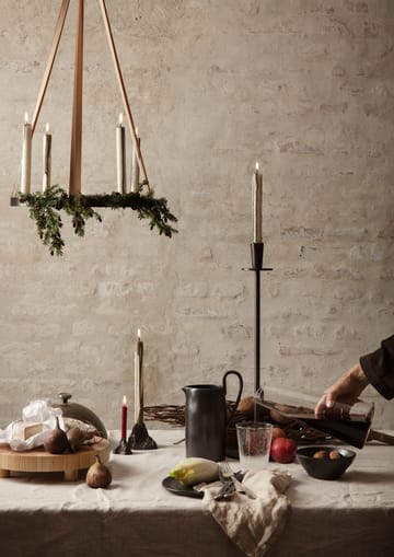 Circle świecznik z czarnego mosiądzu - duże z zawieszeniem - Ferm Living