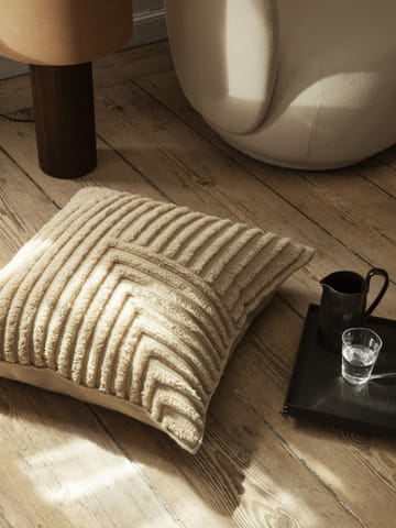 Crease poduszka 80x80 cm - Light Sand - Ferm Living