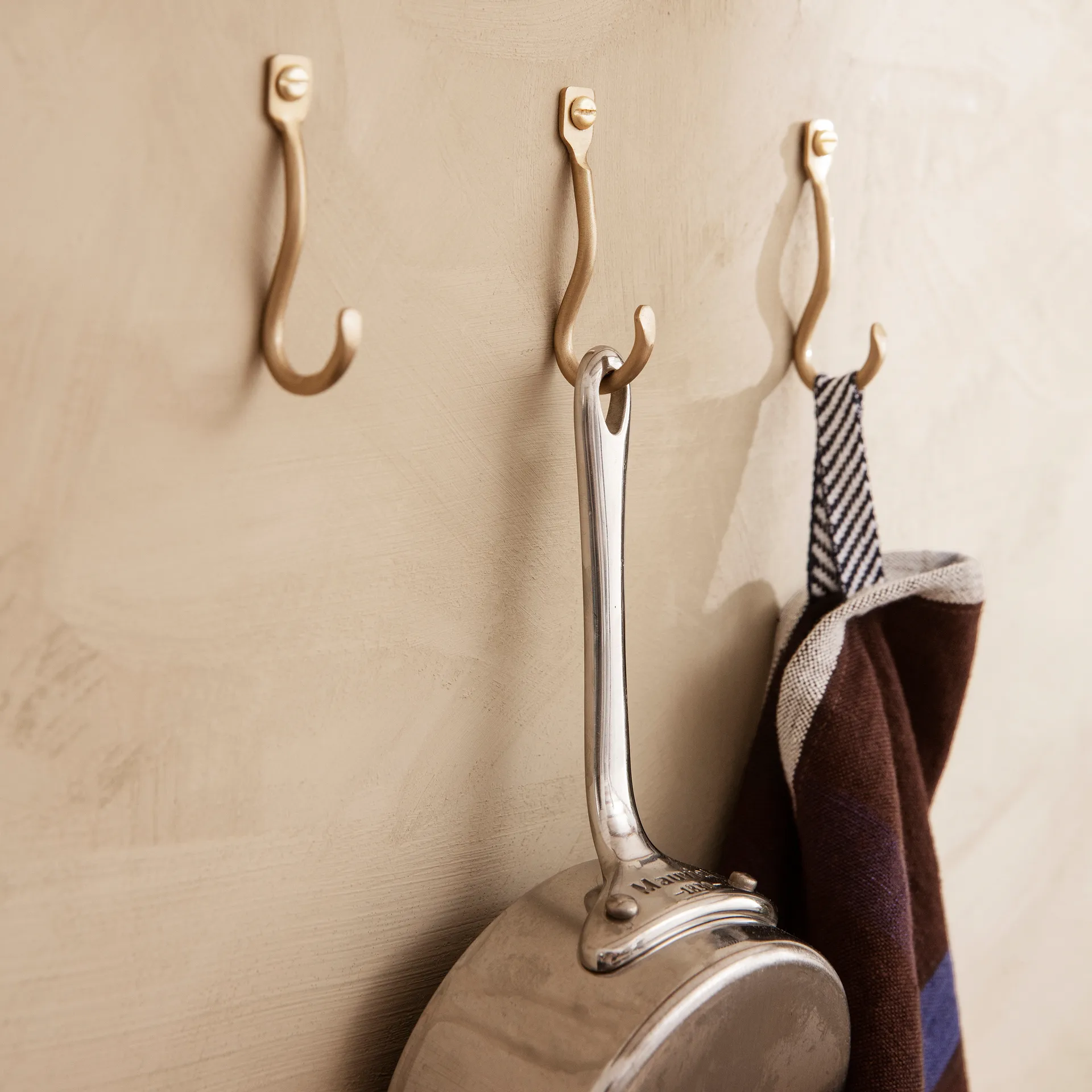 Curvature wieszak 3 szt., brass Ferm Living