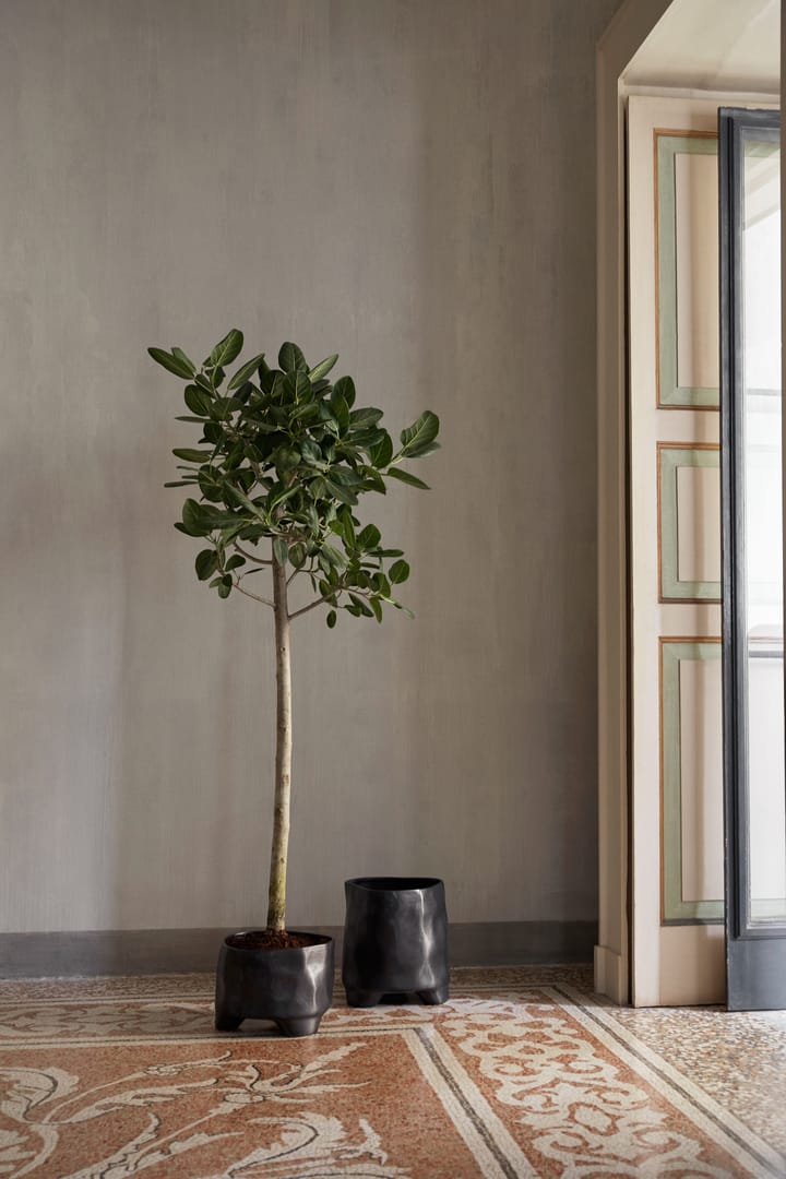 Doniczka Esca black, XL Ferm Living