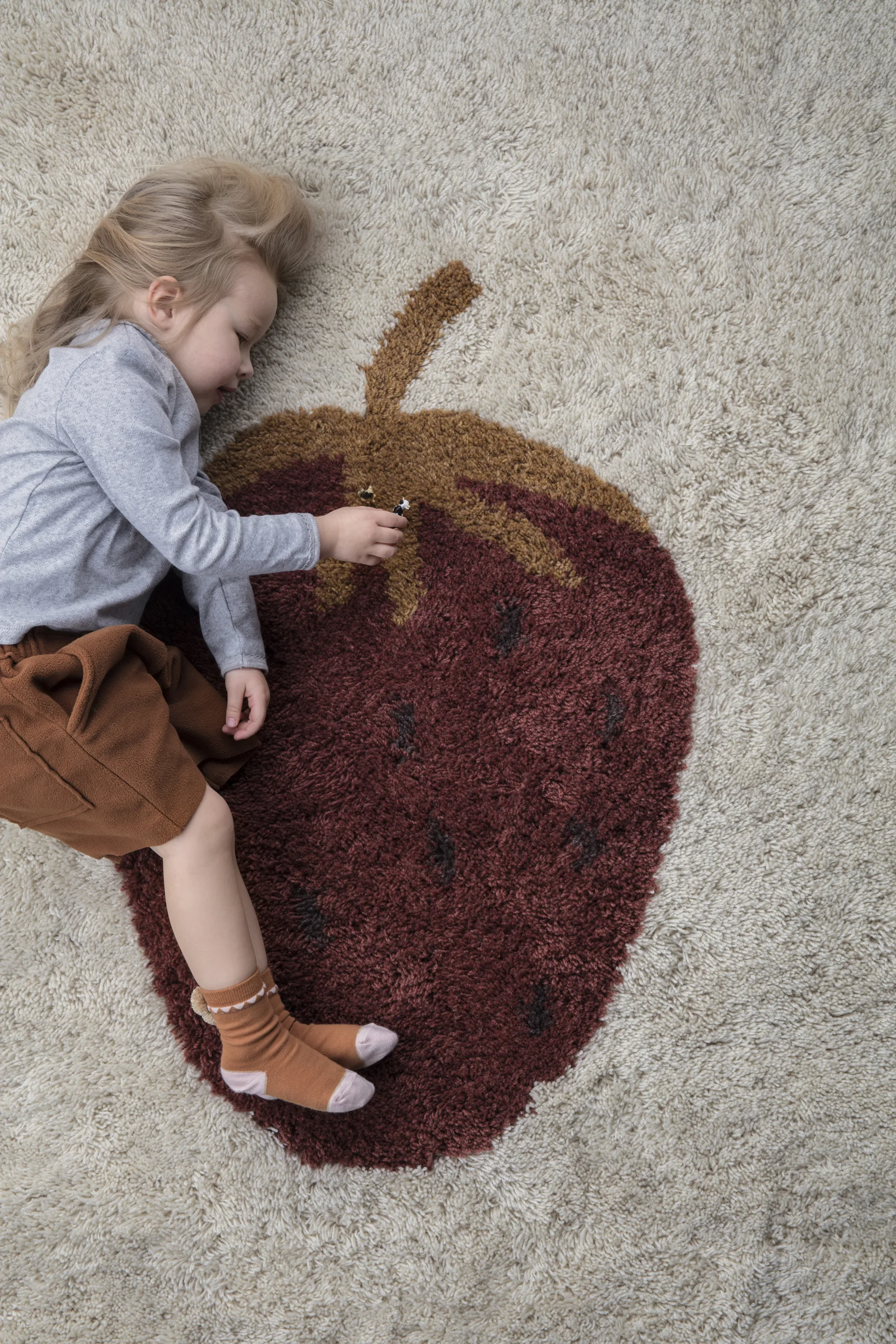 Dywan Fruiticana L 120x180 cm, Strawberry Ferm Living