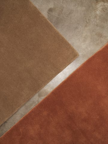 Dywan z włosiem Stille - Toffee, 160x250 cm - Ferm Living
