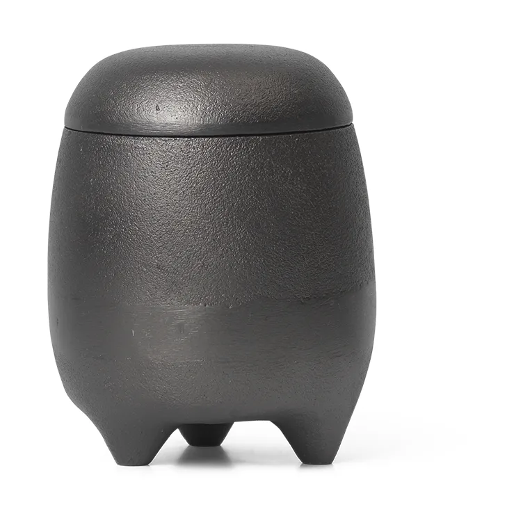 Evoke świeca w słoiku, Czarniony aluminium Ferm Living