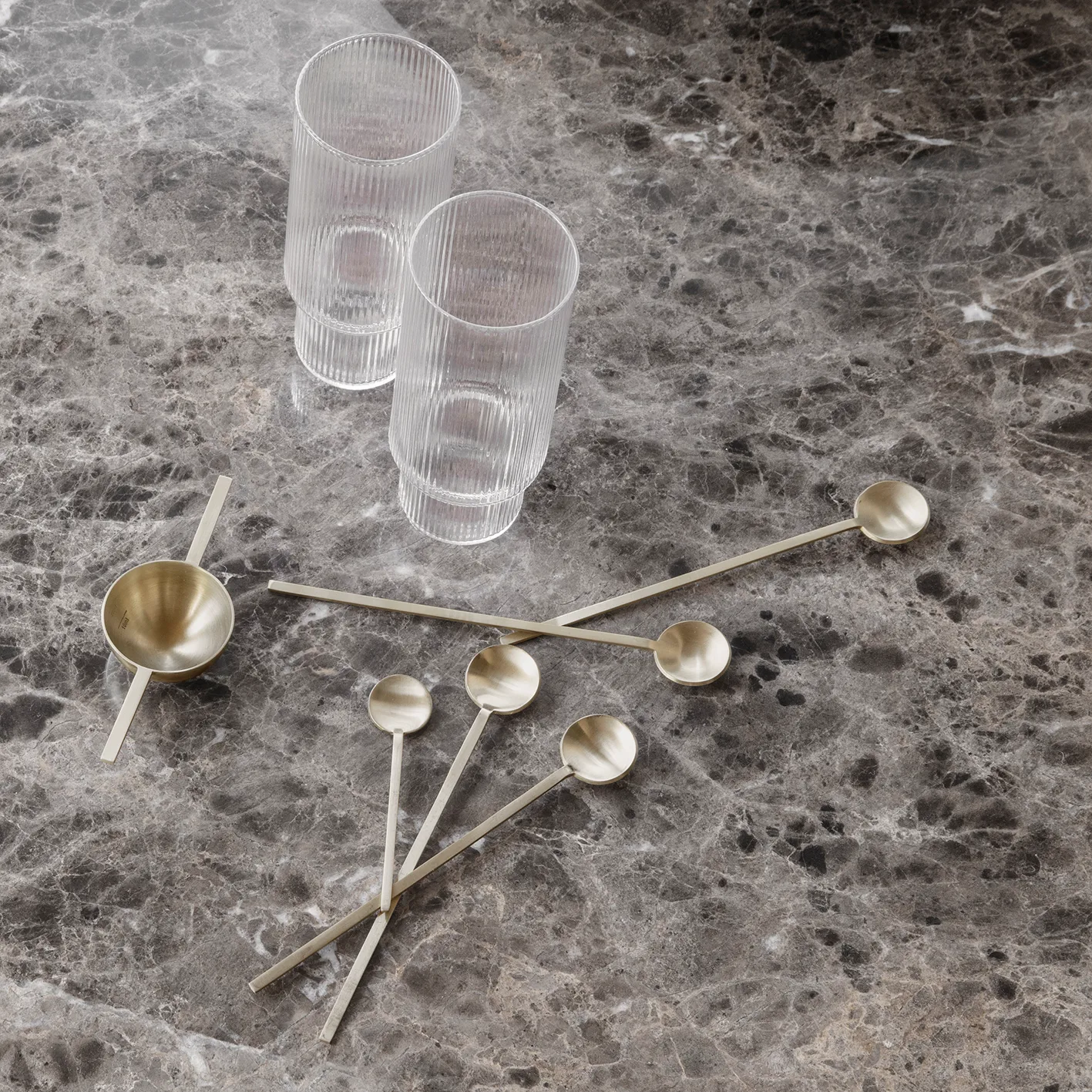 Fein miarka barmańska, brass Ferm Living