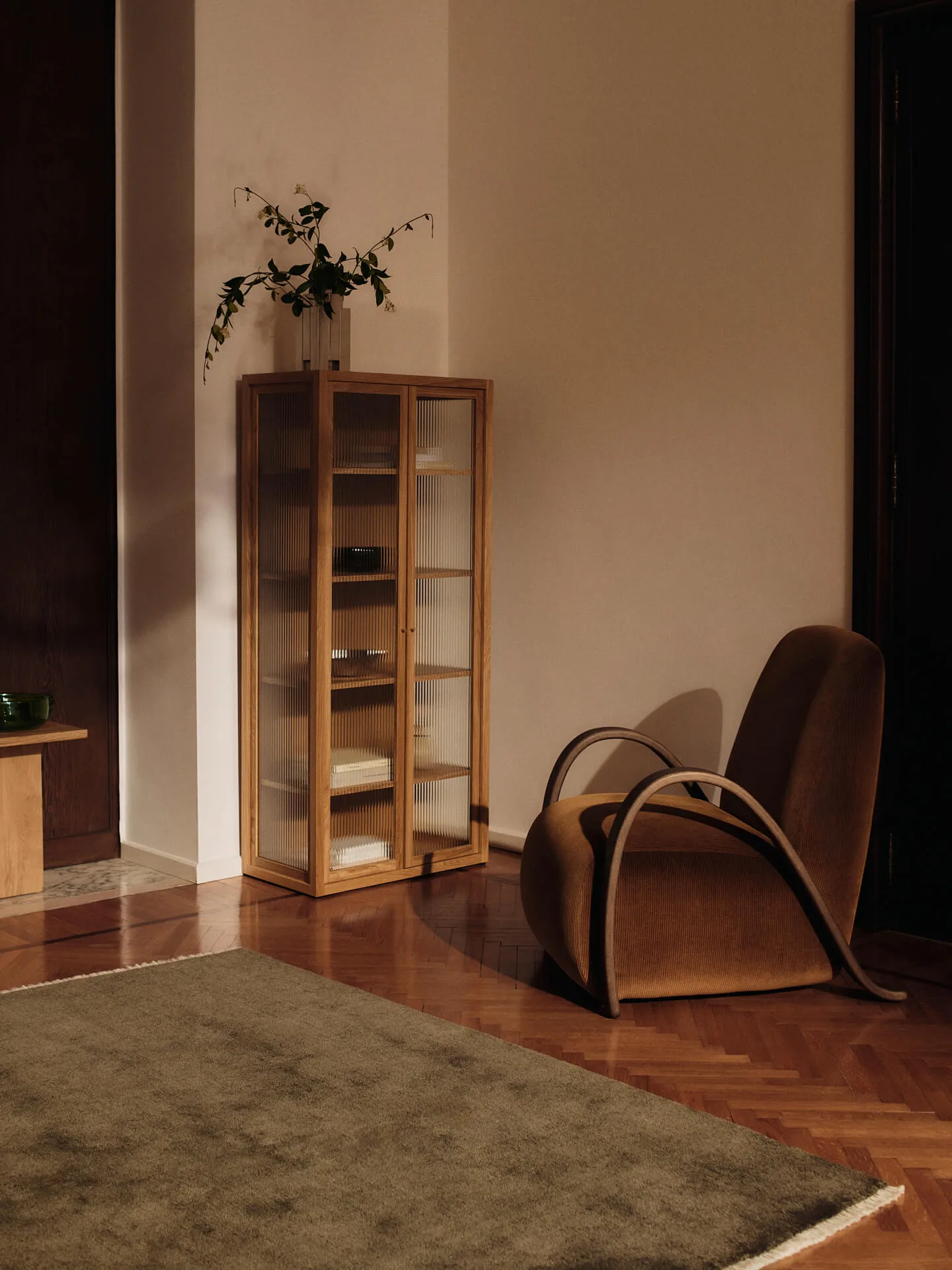 Fotel lounge Buur devoré velvet, Rust Ferm Living